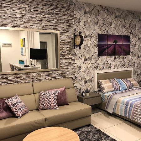 Studio di 43 m² in Appartamento con 1 bagno privato in zona Putrajaya Bangi Esterno foto