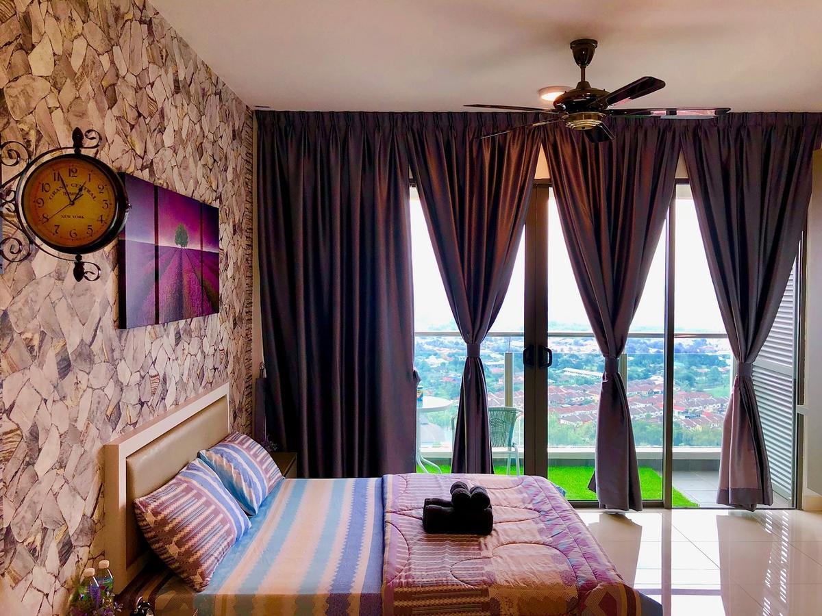 Studio di 43 m² in Appartamento con 1 bagno privato in zona Putrajaya Bangi Esterno foto